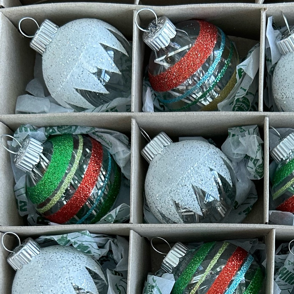 Shiny Brite Ornaments - Picture 4 of 5